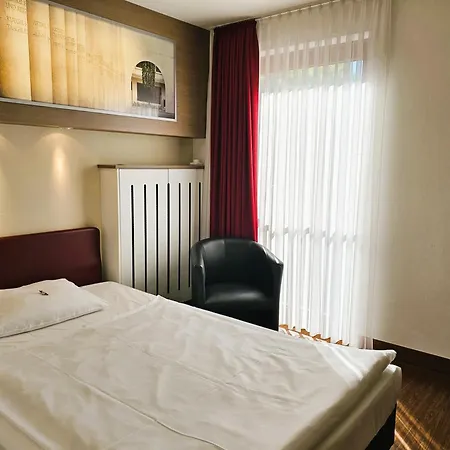 Arvena Park Hotel 4*