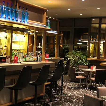 Hotel Arvena Park 4*