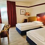Arvena Park Hotel 4*
