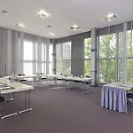 Arvena Park 4*