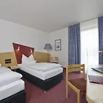 Arvena Park Hotel 4*
