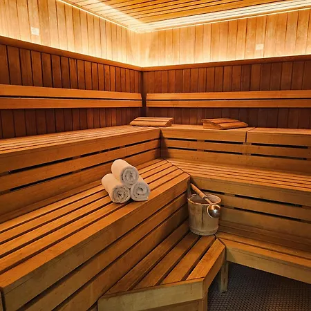 Arvena Park Hotel 4*