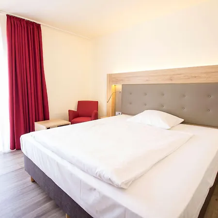 Hotel Arvena Park 4*