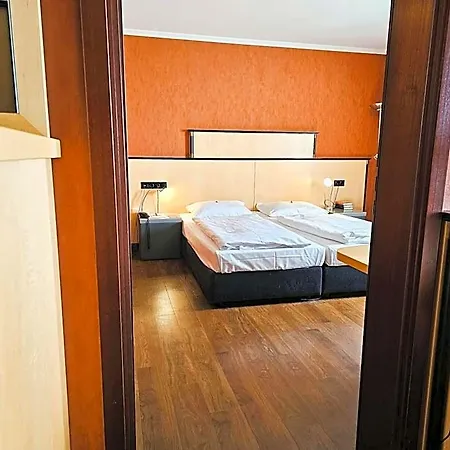 Arvena Park מלון 4*