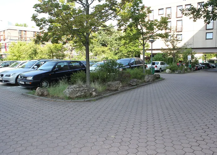 מלון Arvena Park